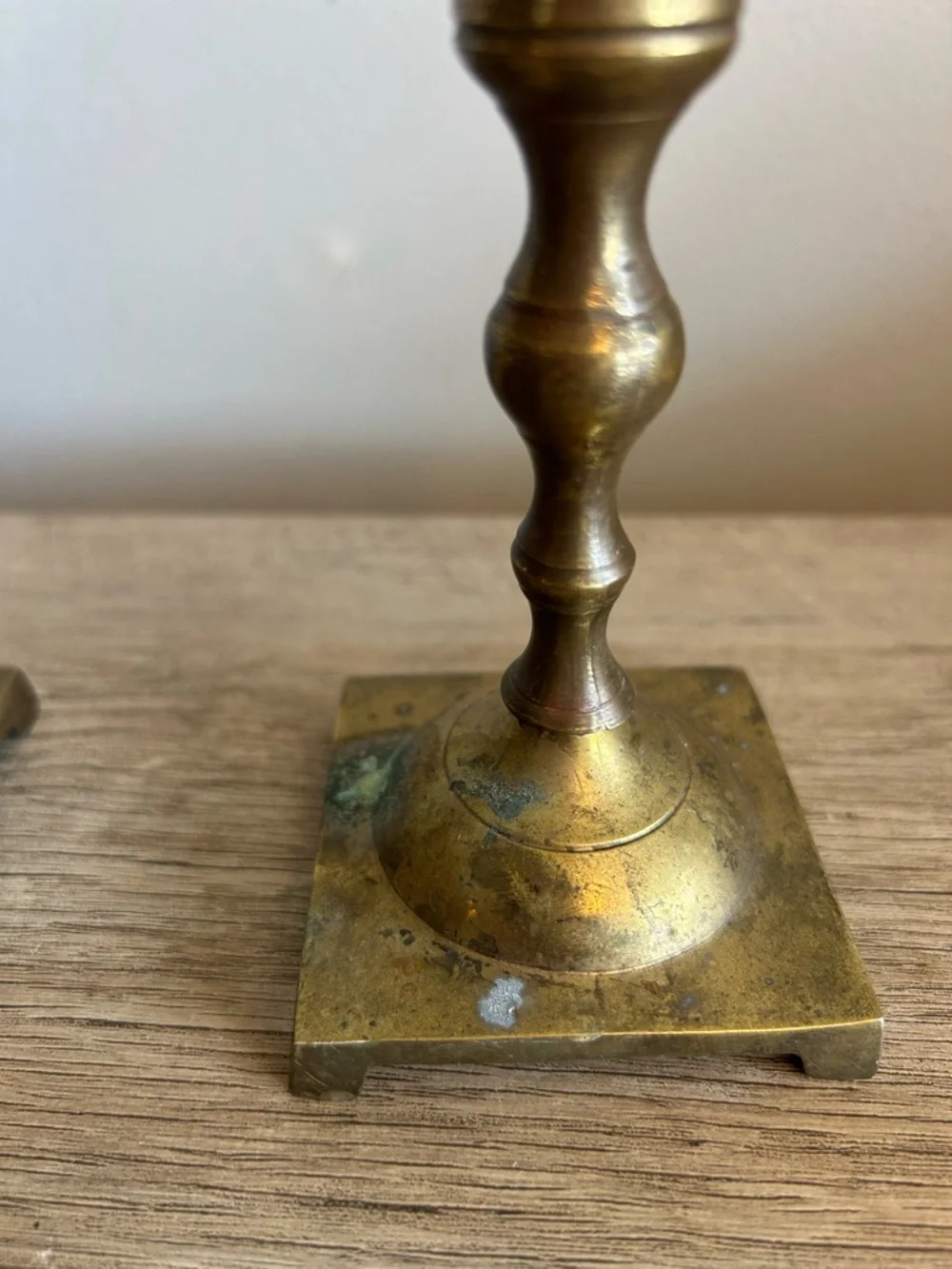 2 Vtg‎ Antique Colonial Style Brass  Taper Candlestick Candle Holder Patina
